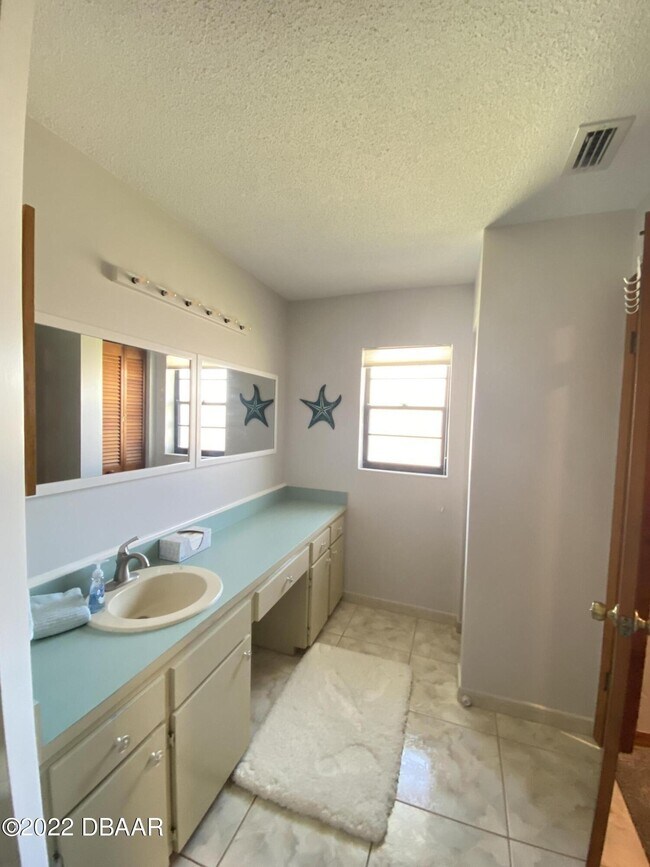 Building Photo - 54 Capistrano Dr