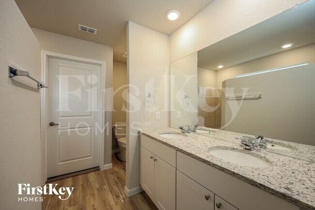 Building Photo - 4519 Meadowland Pl