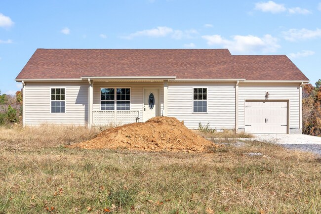 Building Photo - Beautiful Home For Rent in Country Like Setting!