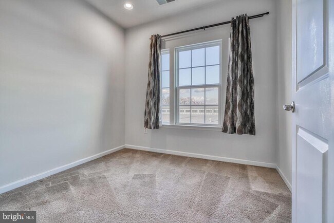 Building Photo - 3015 Hockley Mill Dr