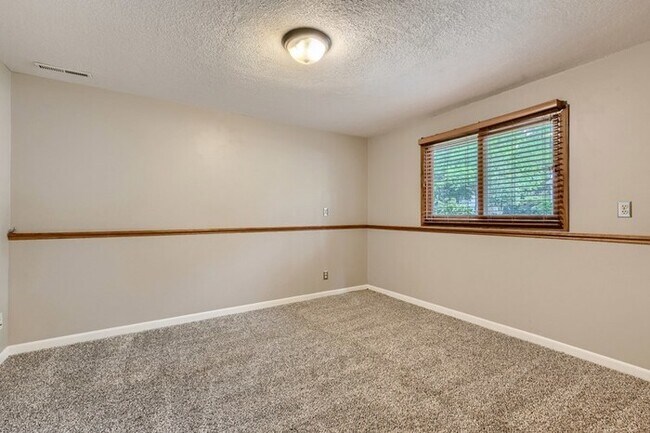 Building Photo - 13760 87th Avenue North, Maple Grove, MN, ...