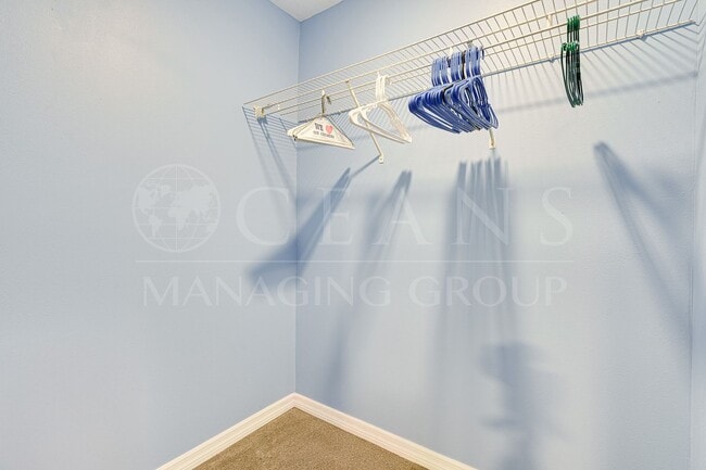 Building Photo - Beautifully Furnished 2BR Home + Bonus Room