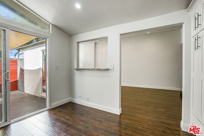 Building Photo - 416 Bolero Way