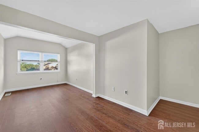 Building Photo - 94 Beverly Hl Ter