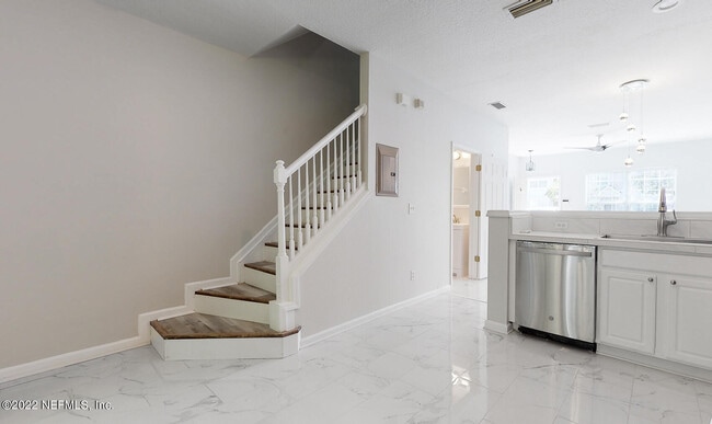 Building Photo - 3526 Twisted Tree Ln