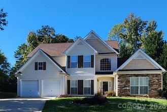 Building Photo - 8811 Singleton Ct