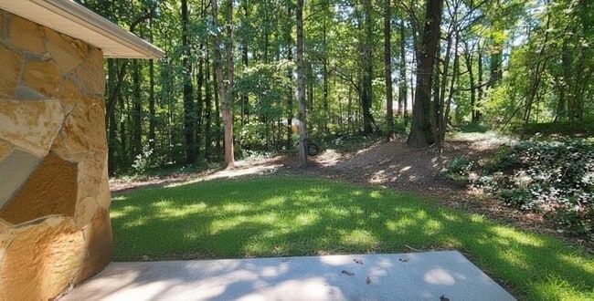 Building Photo - 716 Jackson Park Ln NW