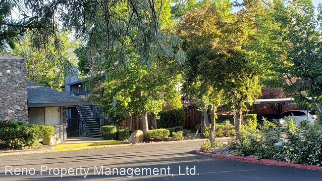 Building Photo - 2 br, 1 bath House - 2173 Kietzke Ln Unit A