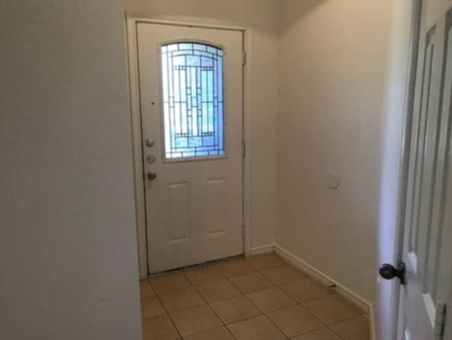 Building Photo - Beautiful Single Story in Cedar Hill
