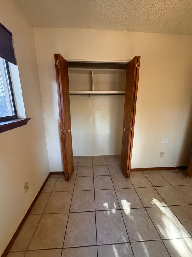 Building Photo - $500 off first months rent, Nice Home in the Telshor Area