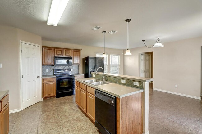 Building Photo - 2334 Mystic Star Dr