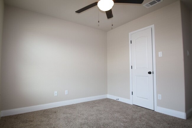 Building Photo - 1308-1312 White Sand Dr.