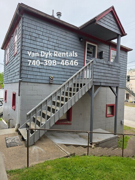 Building Photo - 207.5 Scammel St