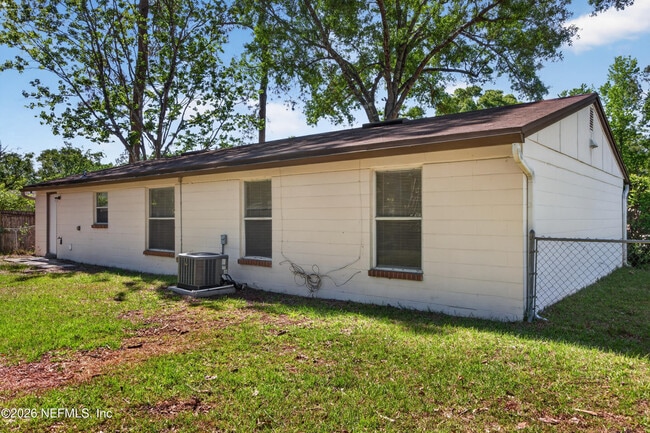 Building Photo - 1675 Mary Beth Dr