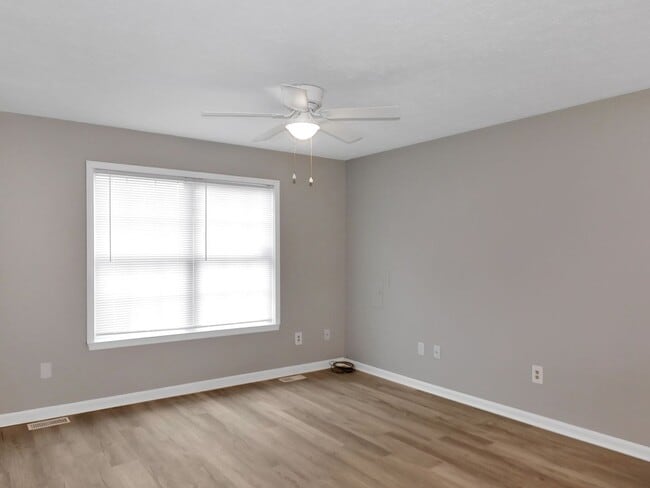 Building Photo - 21370 Lexington Dr