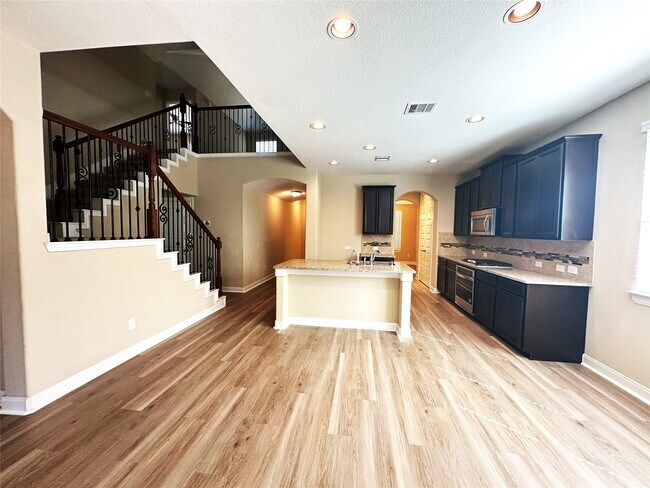 Building Photo - 22523 Birch Ridge Meadow Dr