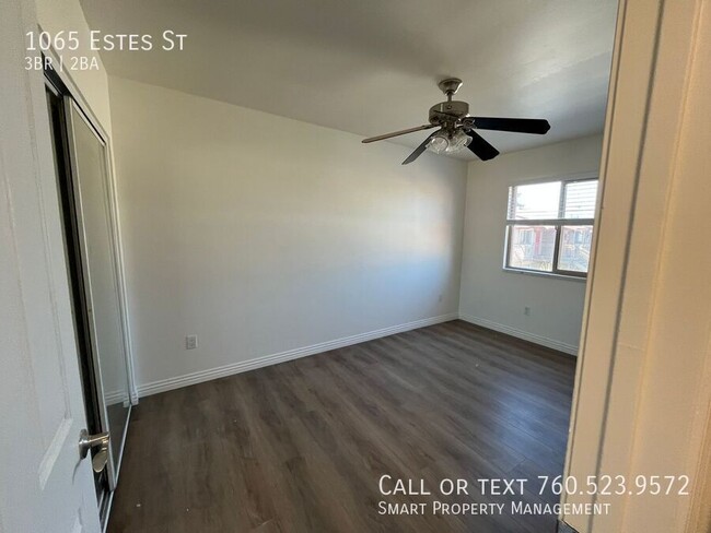 Building Photo - 1065 Estes St
