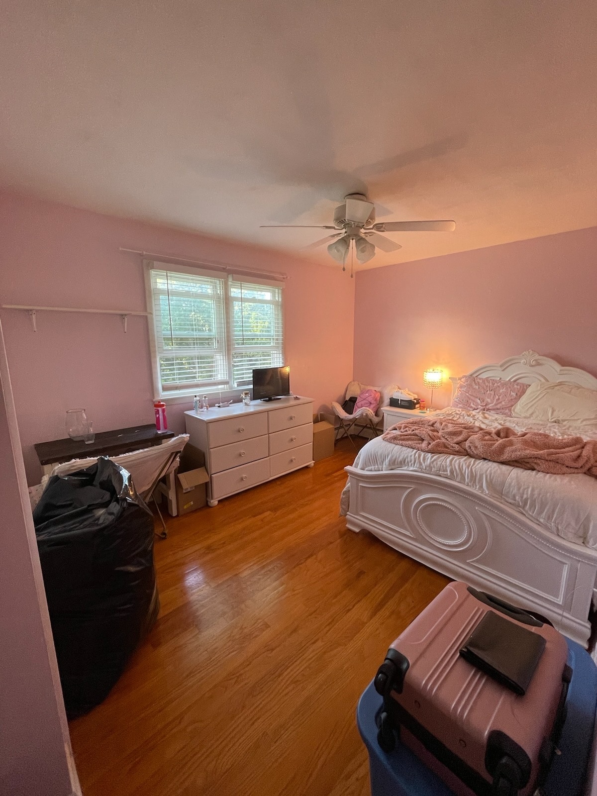 1st Bedroom - 2 Gateshead Rd