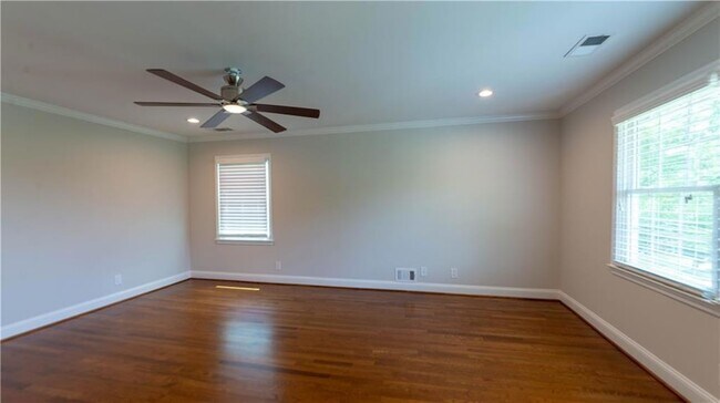 Building Photo - 3935 Briaridge Cir