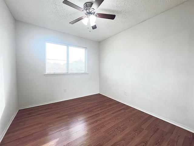 Building Photo - 1505 Shalain Dr