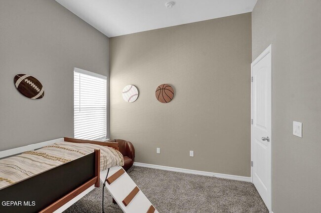 Building Photo - 15340 Resolve Dr
