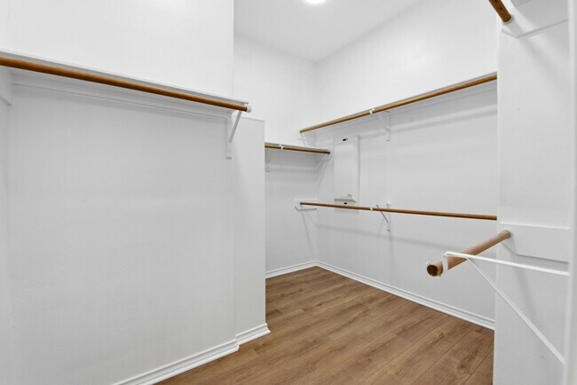 Building Photo - 29819 S Legends Village Cir