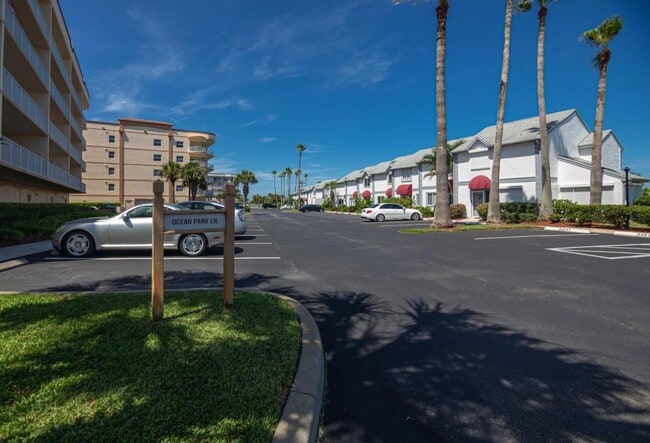 Building Photo - 1004 Ocean Park Ln