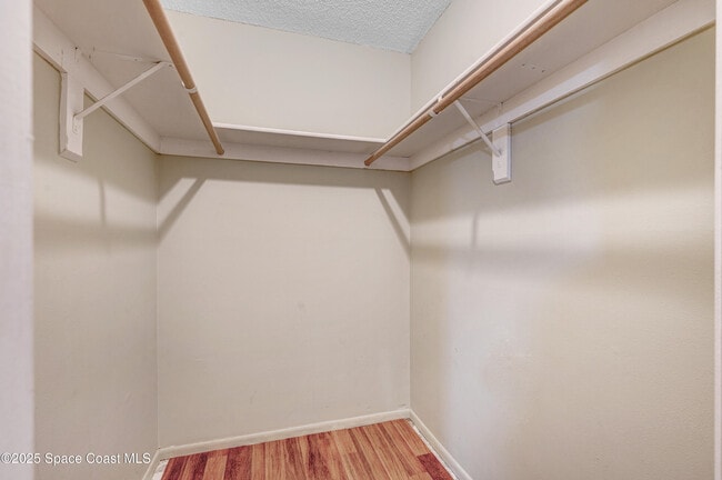 Building Photo - 1134 Mary Joye Ave
