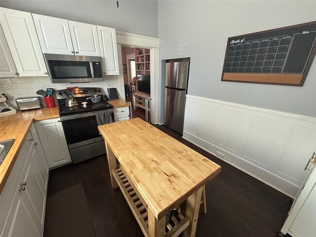 Building Photo - 107 W Wilder Ave