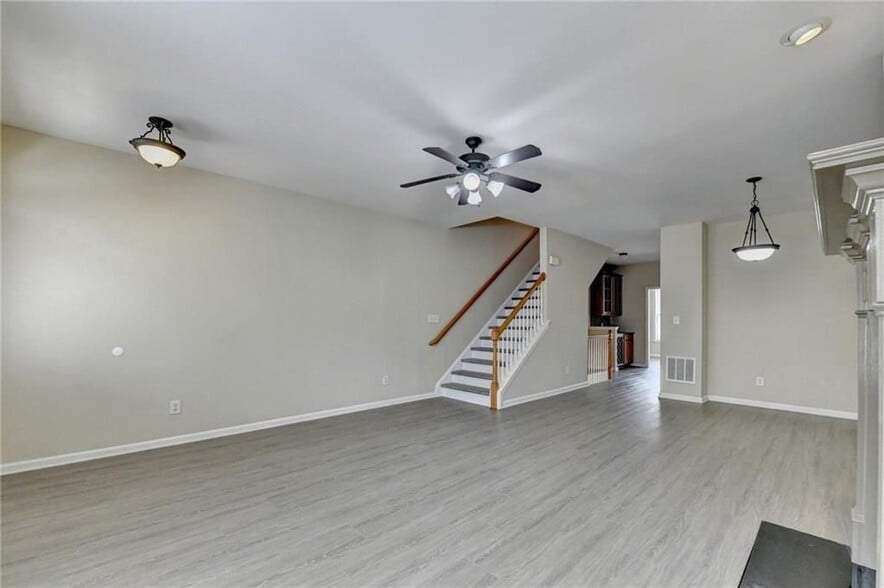 Building Photo - 4406 Village Field Place