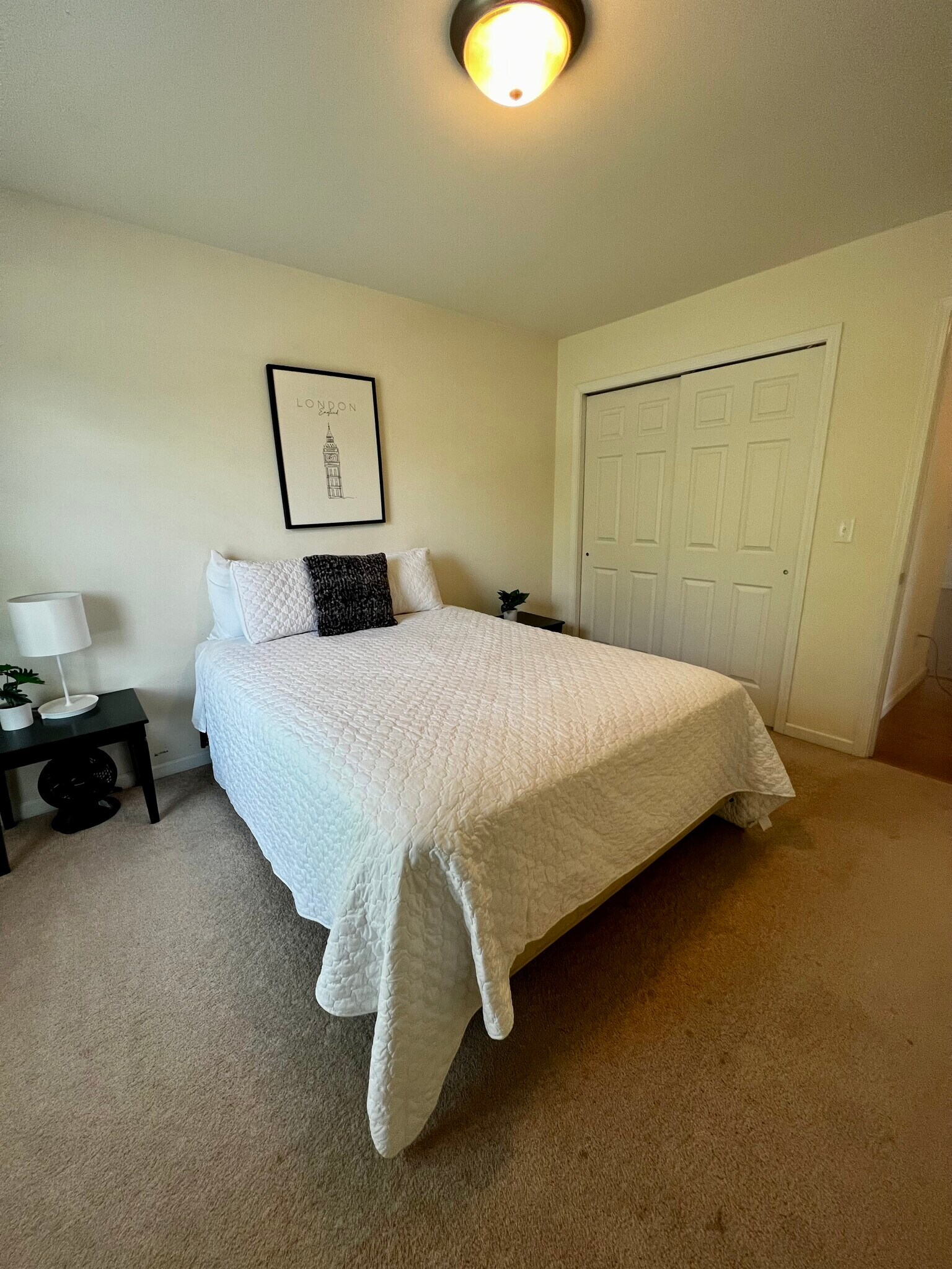 Building Photo - 101 Brownstone Ct