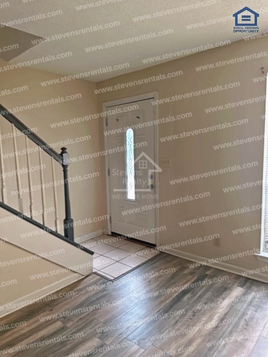 Building Photo - 4131 Wilkesview Dr