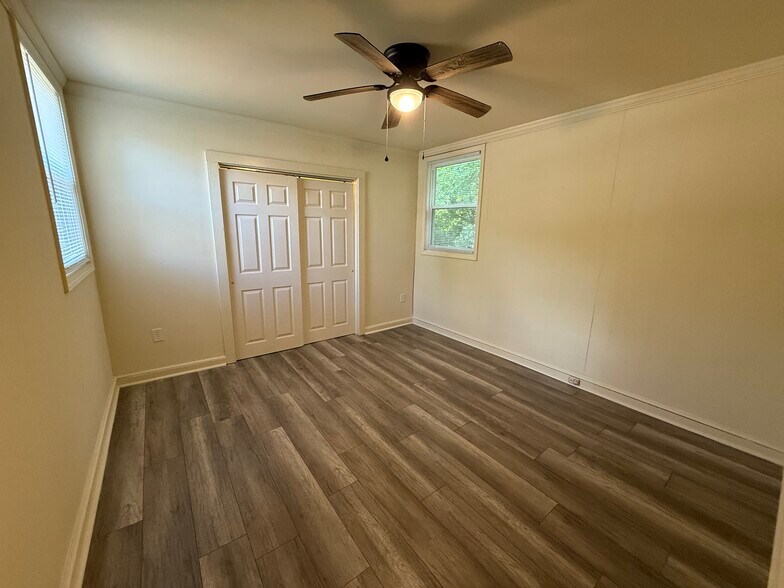 Building Photo - 1 Jefferson Pl