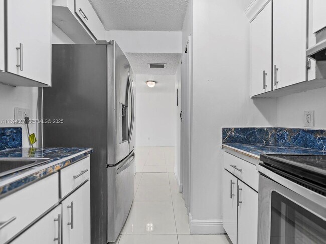 Building Photo - 8260 SW 210th St