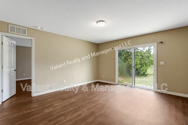 Building Photo - 8151 Lanette St
