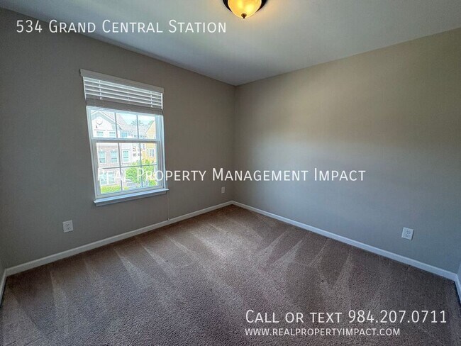 Building Photo - 534 Grand Central Sta