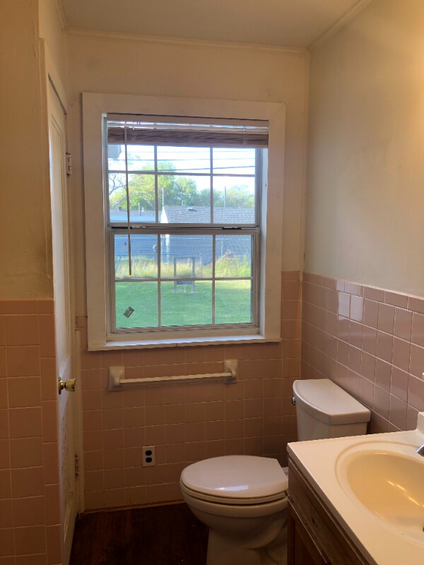 Building Photo - 1425 Daytona Dr