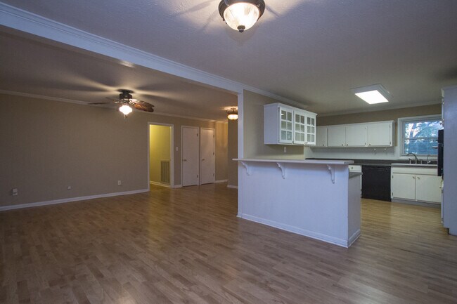 Building Photo - All on one level comfort rancher