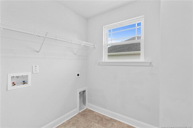 Building Photo - 243 Spring Flowers Dr