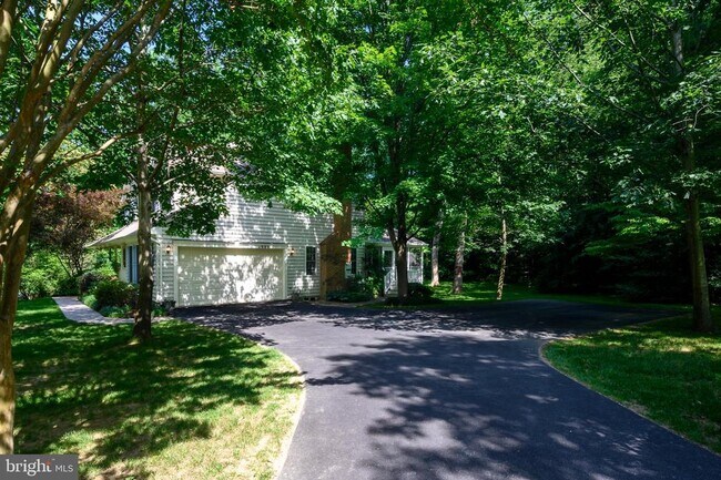 Building Photo - 3689 N Carolina Ave