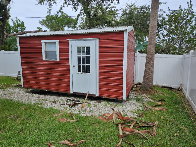 Building Photo - 195 Cabeza St