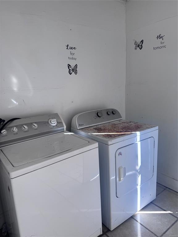 Building Photo - 1750 Yarbrough St