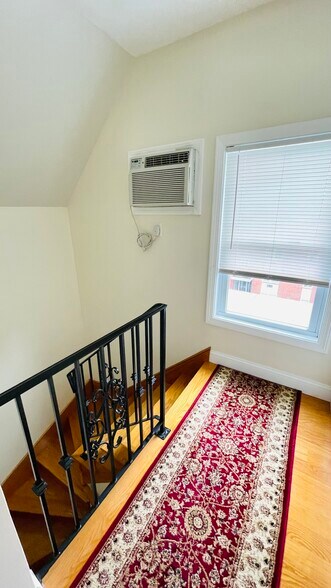 Building Photo - 57 Dartmouth St
