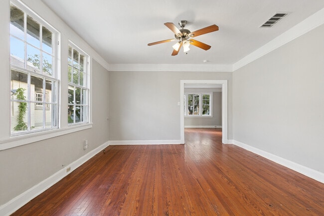 Building Photo - 2832 Palmer Ave