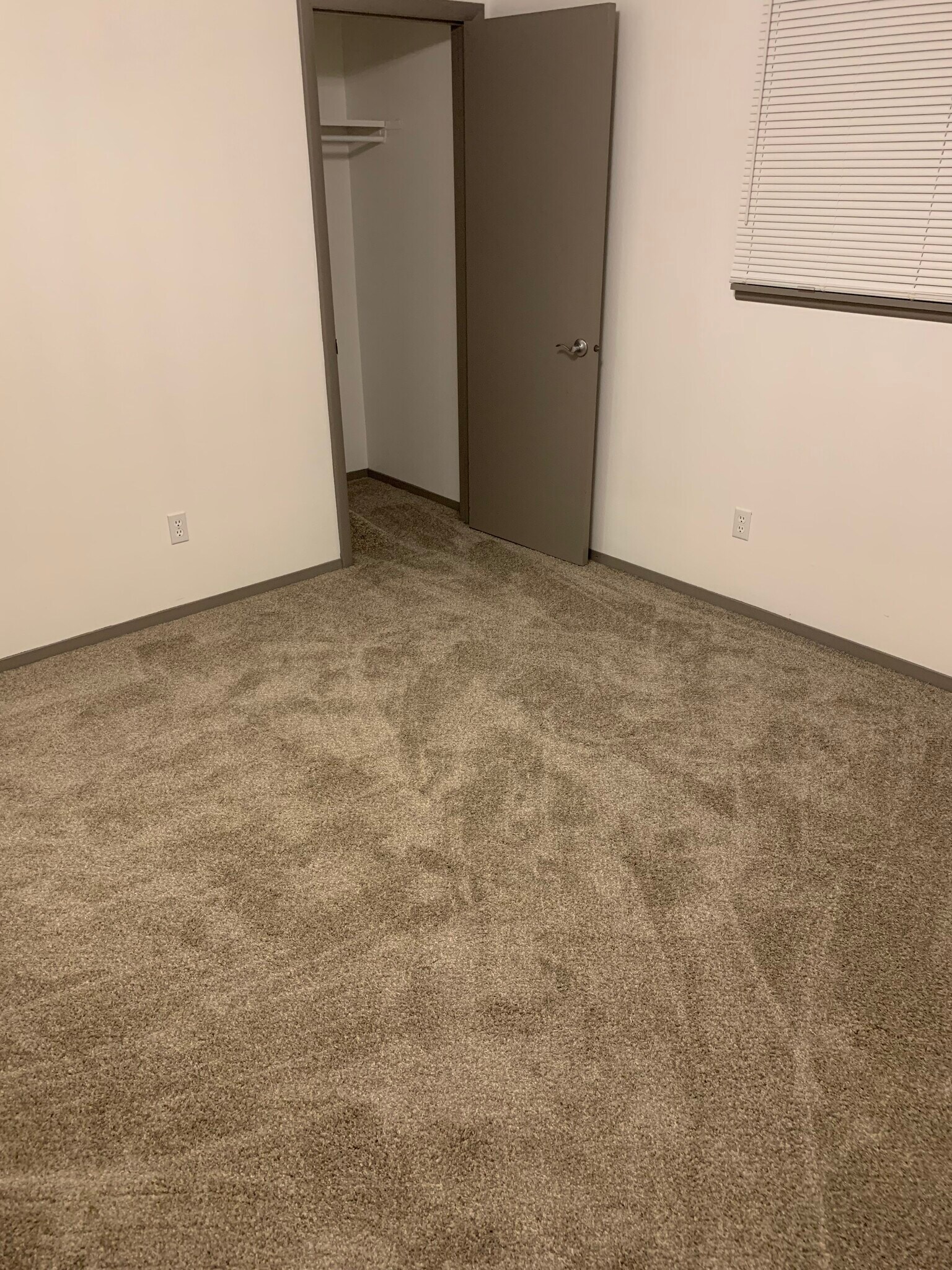 Building Photo - 3611 Butternut Dr