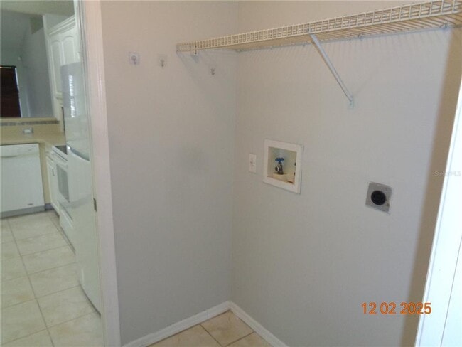 Building Photo - 2610 Groveland Ave