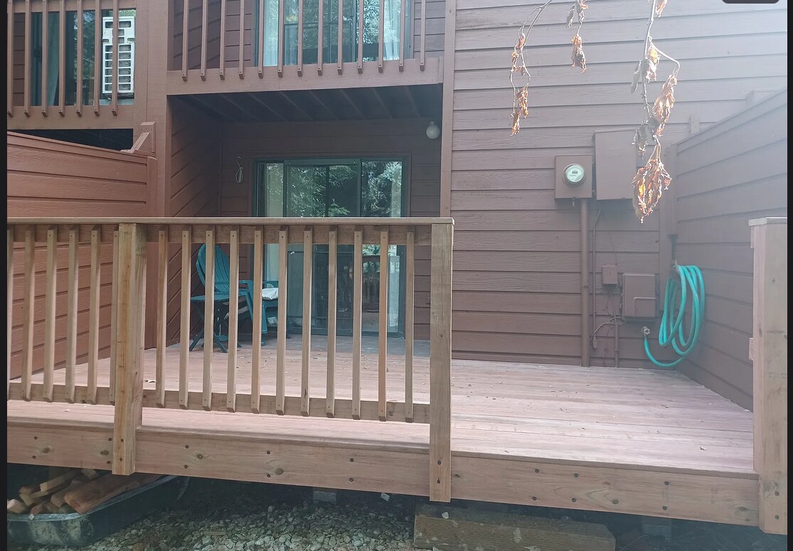 Building Photo - 3145 Bell Dr