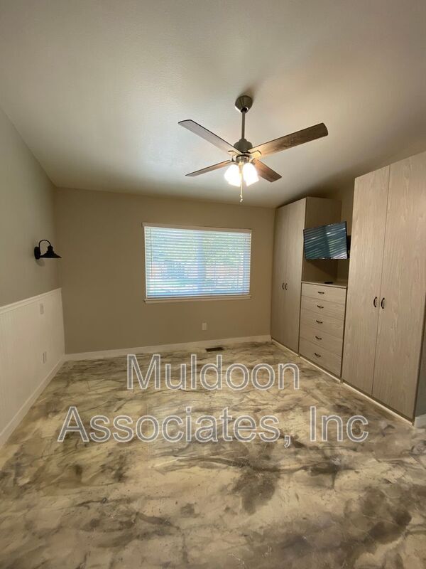 Building Photo - 4184 Coolwater Dr