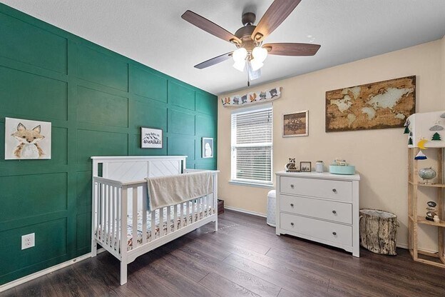 Building Photo - 2107 Hartley Dr