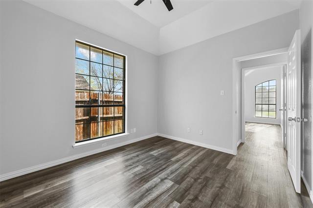 Building Photo - 5 Mesa Verde Ct